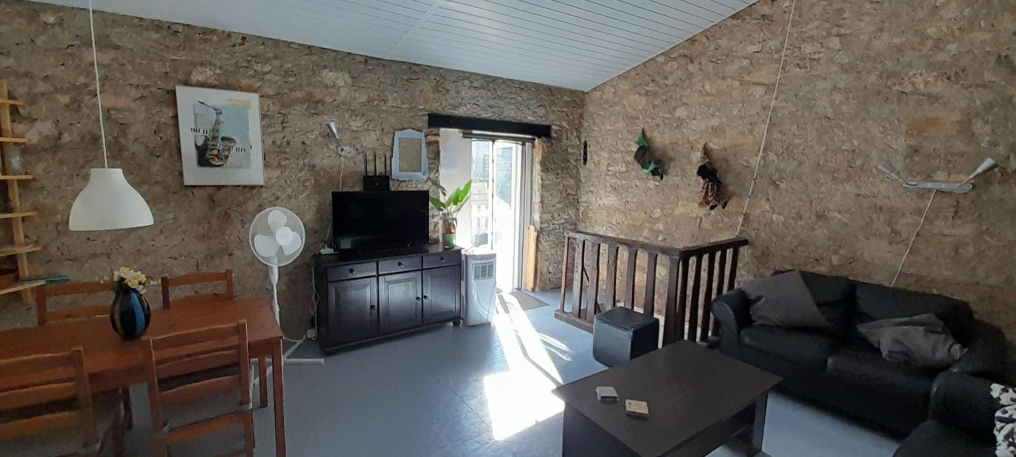 Sur La Bonnefooi Bed & Breakfast Prades-sur-Vernazobre ภายนอก รูปภาพ