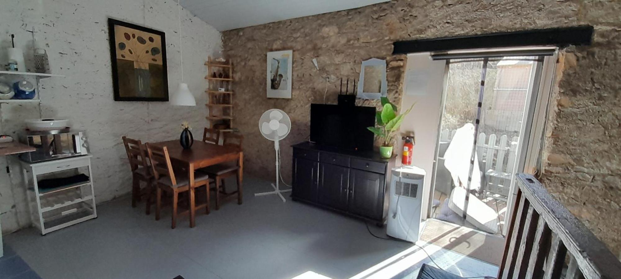 Sur La Bonnefooi Bed & Breakfast Prades-sur-Vernazobre ภายนอก รูปภาพ